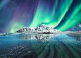 Aurora Borealis Northern Lights – decorate with a wall mural – Photowall