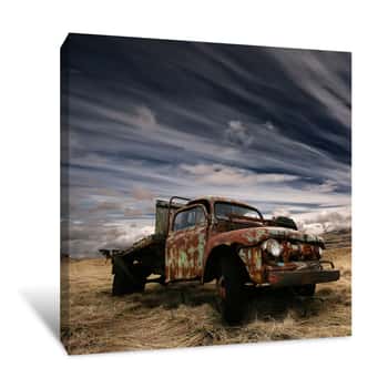 Image of Corroded Antique Truck Canvas Print