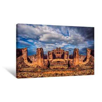 Image of Desert Monuments Canvas Print