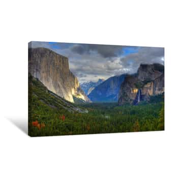 Image of Yosemite Valley Canvas Print