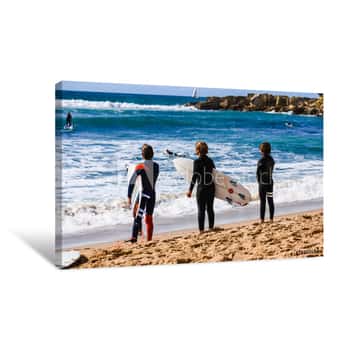 Image of Surfer Am Strand Von Carcavelos; Portugal Canvas Print